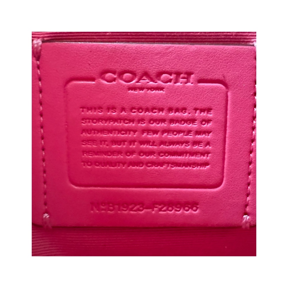 Coach Soft bubblegum pink Leather Shoulder bag and Wallet set Pristine condition - Picture 9 of 16